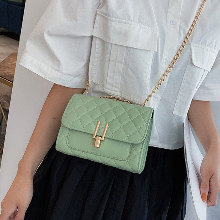 On The New Korean Version Of The Popular PU Small Square Bag Rhombus Embroidery Line Messenger Turn Lock Small Bag Women&#039;s Bag Shoulder Fashion Chain Bag