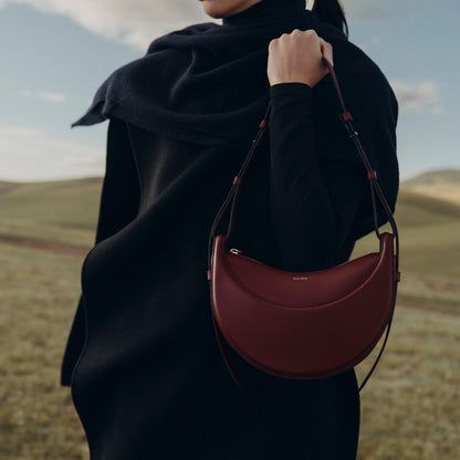 French Counter POLENE Real Cowhide Crescent Bag Shoulder Crossbody Saddle Bag Commuter Small Size Underarm Women&#039;s Bag
